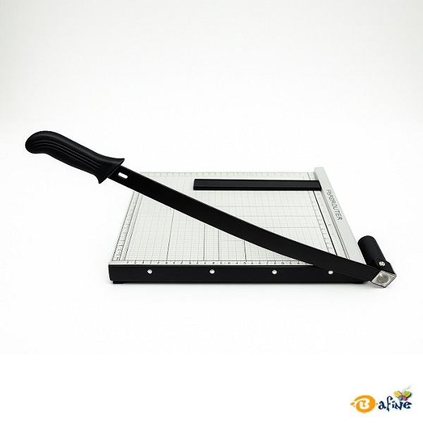 بافینه-کاتر-دستگاه-برش-کاغذ (2) بافینه-کاتر-دستگاه-برش-کاغذ
